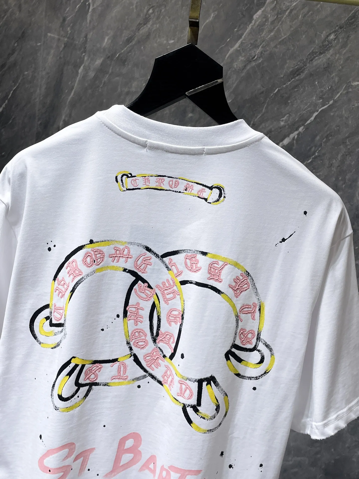 P150 new Chrome Hearts 25ss high-end version for summer! ! High-weight, environmentally friendly and high-quality top-quality fabric 280g Crow Sanskrit hand-painted scratched foam short-sleeves. Counter synchronization. 1:1 replica version. Recommended color: black white. Size: S, M, L, XL